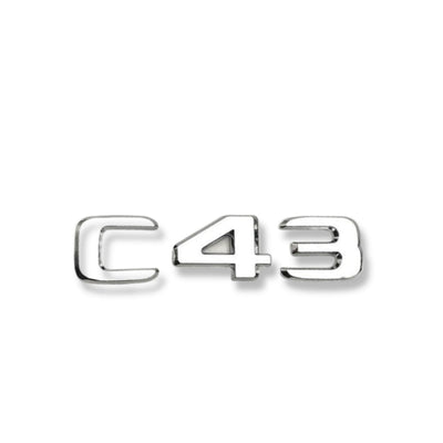 Logo AMG C43 C63S Mercedes Classe C Coffre - détail du montage 2 - Becquet Voiture