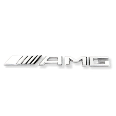 Logo AMG Coffre Arrière Mercedes Noir Chrome Rouge - détail du montage - Becquet Voiture