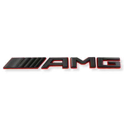 Logo AMG Coffre Arrière Mercedes Noir Chrome Rouge - packshot studio - Becquet Voiture