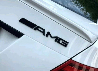 Logo AMG Coffre Chrome Ou Noir Brillant - vue arrière - Becquet Voiture