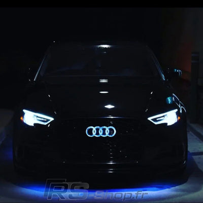 Logo Audi Avant Lumineux Led Noir Chrome Blanc Rouge - vue de trois-quarts - Becquet Voiture