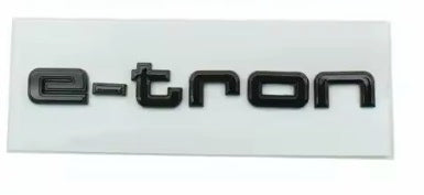Logo Audi e-Tron ABS Noir ou Argent 10cm - vue de profil - Becquet Voiture