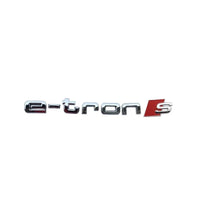 Logo Badge Audi E-tron S Line 11cm - détail du montage - Becquet Voiture