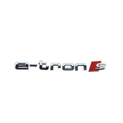 Logo Badge Audi E-tron S Line 11cm - détail du montage - Becquet Voiture