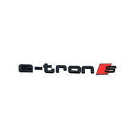 Logo Badge Audi E-tron S Line 11cm - installé sur véhicule - Becquet Voiture