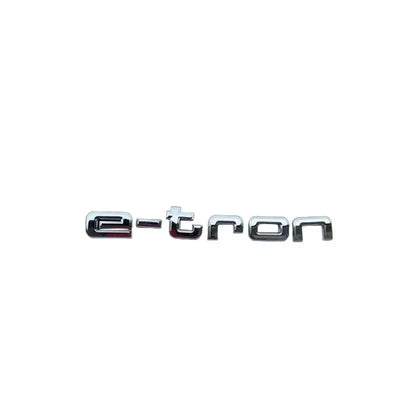 Logo Badge Audi E-tron S Line 11cm - vue rapprochée - Becquet Voiture