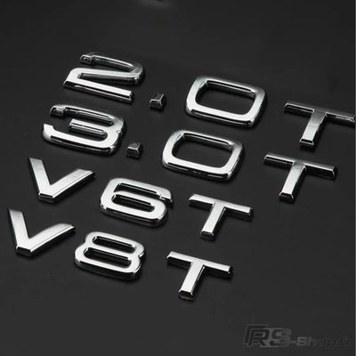 Logo Badge Audi Moteur 1.8T 2.0T 3.0T V6 V8 V10 - vue de trois-quarts - Becquet Voiture