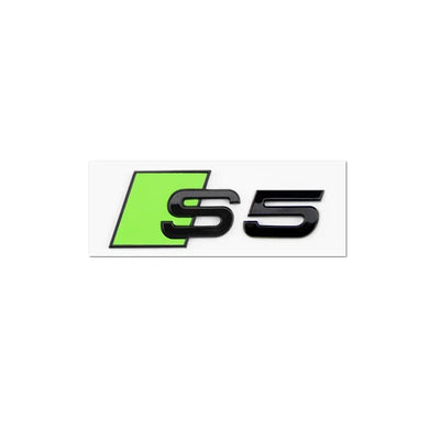 Logo Badge Audi S1 S3 S4 S5 S6 S7 S8 SQ - en situation 3 - Becquet Voiture