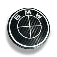 Logo BMW Carbone 50th Édition Spéciale - vue de face - Becquet Voiture