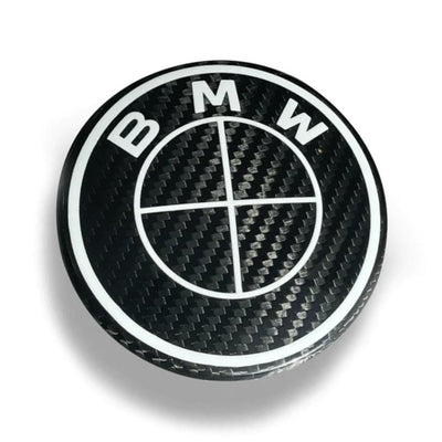 Logo BMW Carbone 50th Édition Spéciale - vue de face - Becquet Voiture