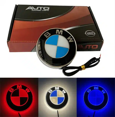 Logo BMW lumineux LED arrière 8,2 cm - Emblème voiture élégant - vue de face - Becquet Voiture