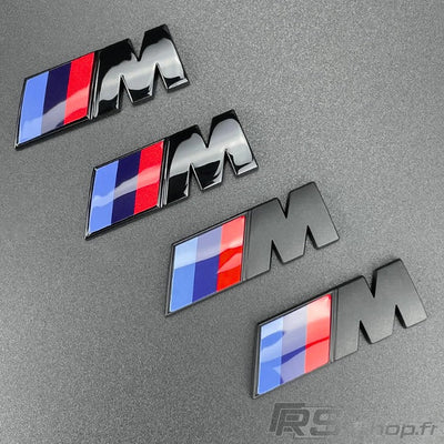 Logo BMW ///M Emblème Sport Noir Chrome - vue de profil - Becquet Voiture