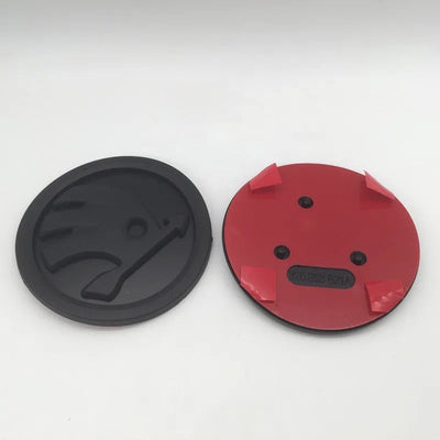 Logo Capot Ou Coffre Skoda Noir Mat Brillant Original - vue arrière - Becquet Voiture