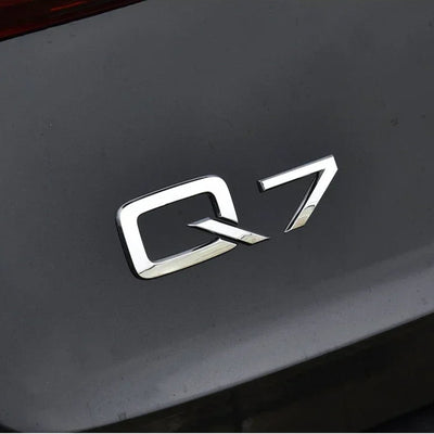 Logo Coffre Audi A1 A3 A4 A5 A6 A7 A8 Q - vue de profil - Becquet Voiture