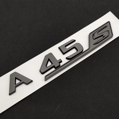 Logo Coffre Mercedes Classe A A35 A45S AMG - détail du montage - Becquet Voiture