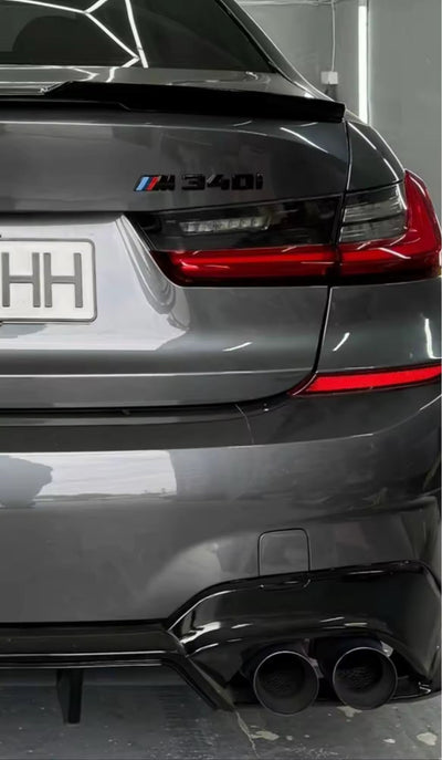 Logo de Coffre BMW Noir Brillant ABS - vue arrière - Becquet Voiture