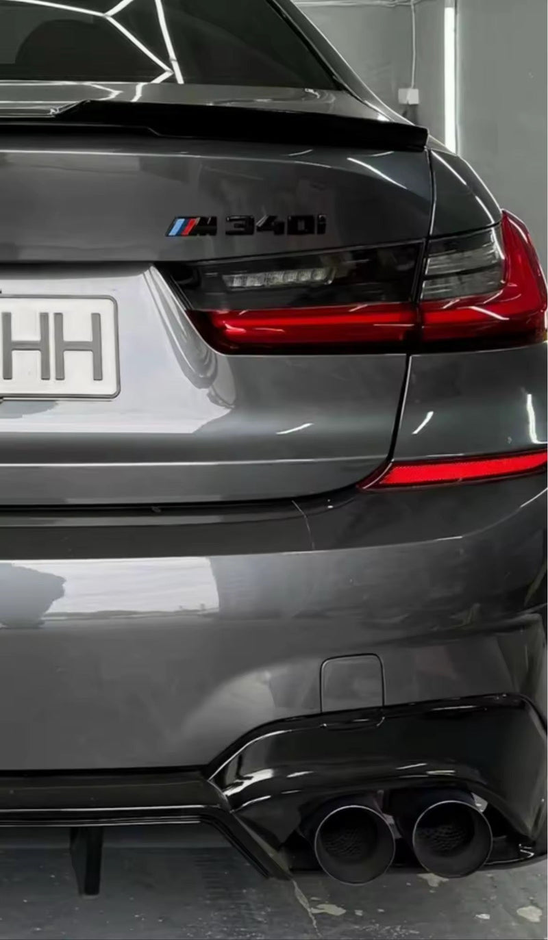 Logo de Coffre BMW Noir Brillant ABS - vue arrière - Becquet Voiture