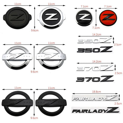 Logo Emblème Nissan 350Z 370Z Fairlady Noir Chrome - vue rapprochée - Becquet Voiture