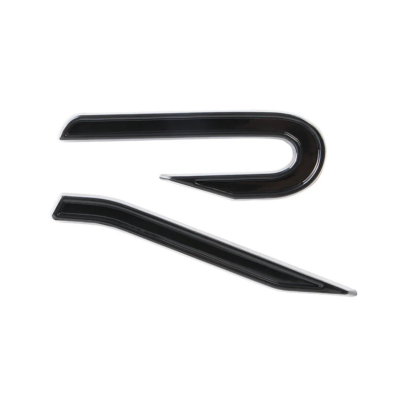 Volkswagen Golf 8 R trunk logo in black, blue, or chrome - front view 2 - Becquet Voiture
