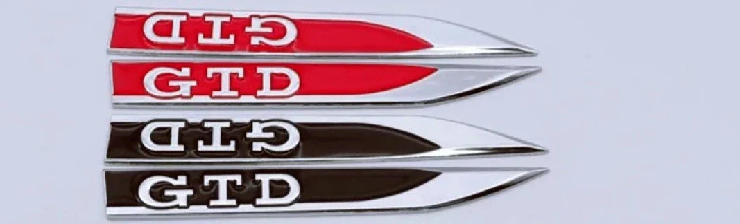 Logo GTD Ailes Avant VW Polo Golf - Noir ou - vue de face - Becquet Voiture