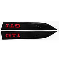 GTI-/GTD-Logo Kotflügel VW Golf Schwarz Rot Weiß - Vorderansicht - Becquet Voiture