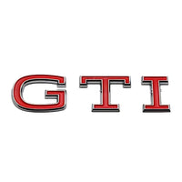 Logo GTI VW Golf 8 MK8 Emblème Badge - installé sur véhicule - Becquet Voiture