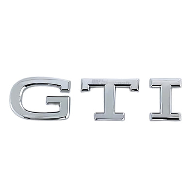 Logo GTI VW Golf 8 MK8 Emblème Badge - packshot studio - Becquet Voiture