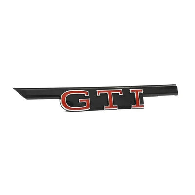 Logo GTI VW Golf 8 MK8 Emblème Badge - vue de profil 2 - Becquet Voiture