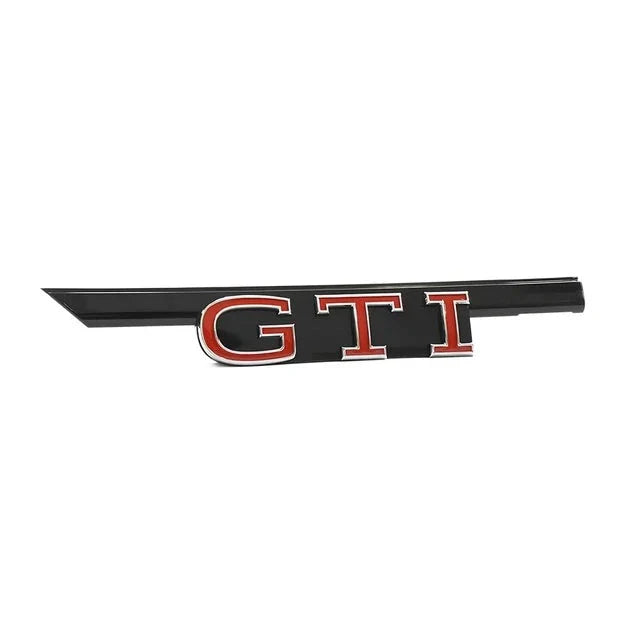 Logo GTI VW Golf 8 MK8 Emblème Badge - vue de profil 2 - Becquet Voiture