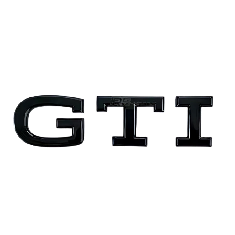 Logo GTI VW Golf 8 MK8 Emblème Badge - vue de trois-quarts - Becquet Voiture