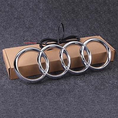 Logo LED Audi Calandre Lumineux A3 A4 A5 A6 Q3 Q5 - vue rapprochée - Becquet Voiture