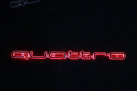 Logo LED Calandre Audi Quattro A3 A4 A6 Q5 Q7 - vue rapprochée - Becquet Voiture