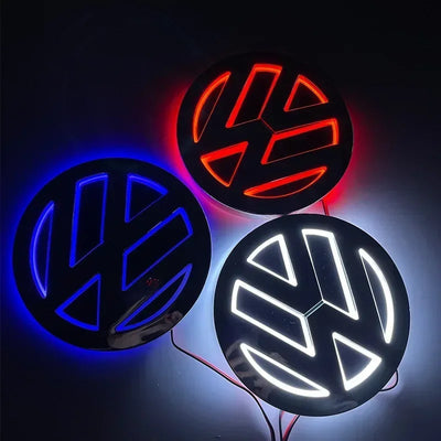 Logo LED Lumineux VW 11 cm Golf Passat Polo - vue de profil - Becquet Voiture