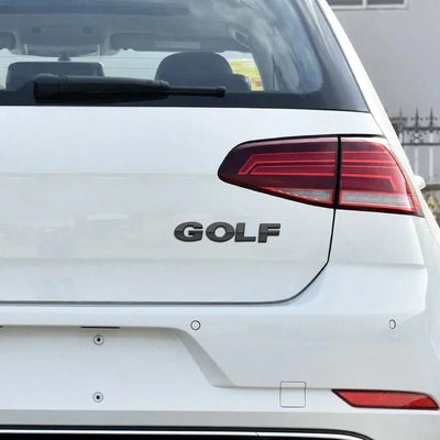 Logo Lettres GOLF VW Noir Chrome - vue de profil - Becquet Voiture