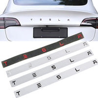 Logo Lettres TESLA Coffre ABS 3D Noir Rouge Chrome - vue de profil - Becquet Voiture