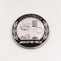 Logo Mercedes AMG Sticker Capot Noir Chrome - vue de profil 2 - Becquet Voiture