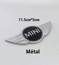 Logo Mini Cooper Emblème Métal 11.5cm Capot Arrière - vue de face - Becquet Voiture