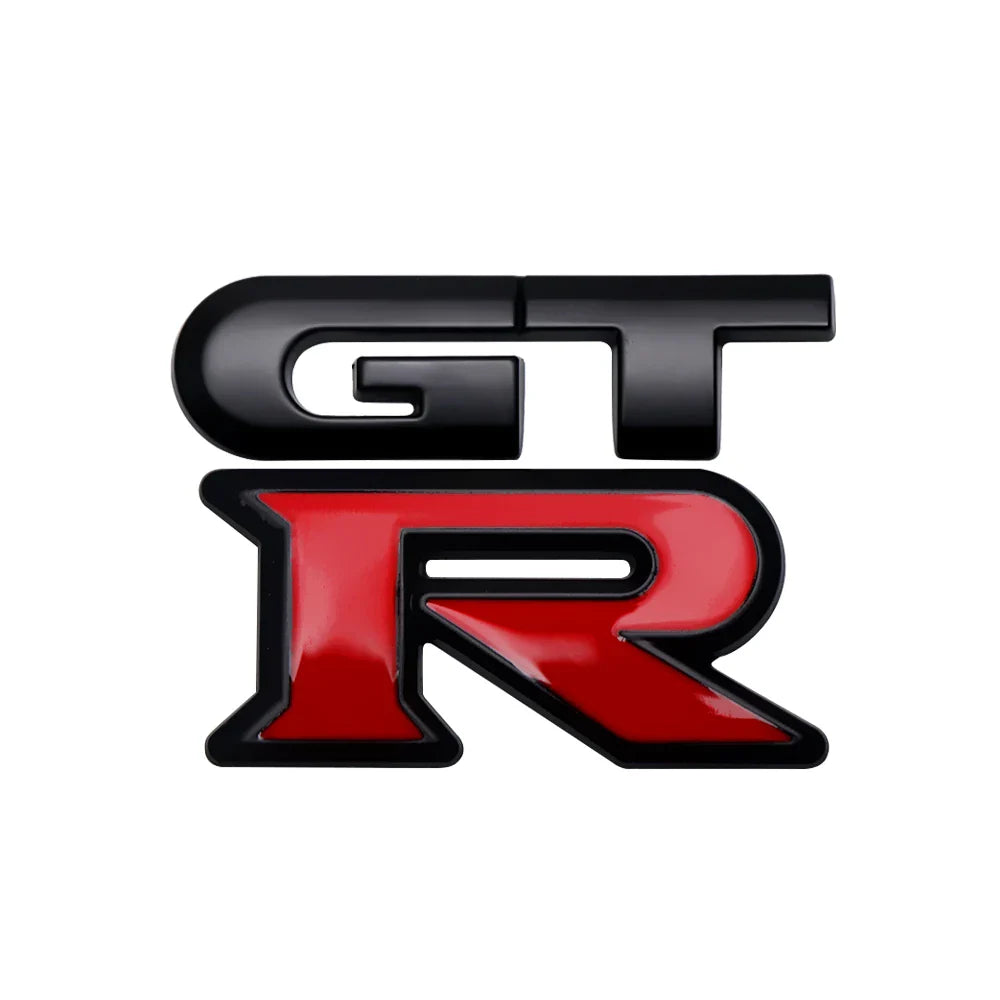 Logo Nissan GTR Arrière Noir Rouge Chrome - vue de face - Becquet Voiture