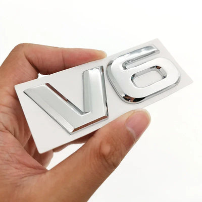 Logo V6 V8 Ford Mustang Noir Chrome - installé sur véhicule - Becquet Voiture