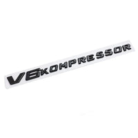 Logo V6 V8 Kompressor Mercedes Noir Chrome - détail du montage - Becquet Voiture
