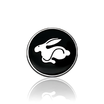 Logo Volant Aluminium VW Golf 5 6 7 GTI R - packshot studio - Becquet Voiture