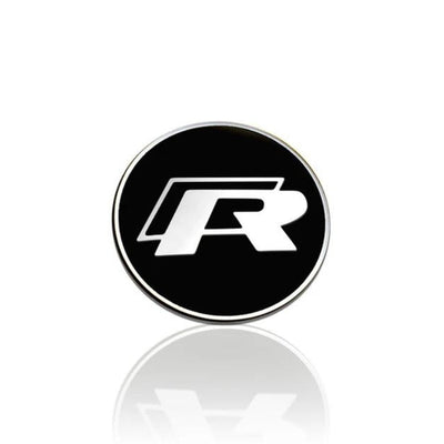 Logo Volant Aluminium VW Golf 5 6 7 GTI R - vue de trois-quarts - Becquet Voiture