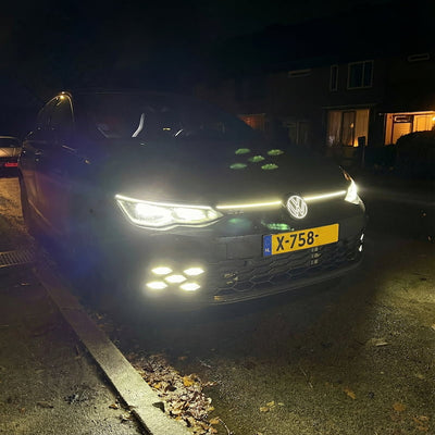 Logo Volkswagen Lumineux Golf SportWagen 2018-2019 LED - détail du montage - Becquet Voiture
