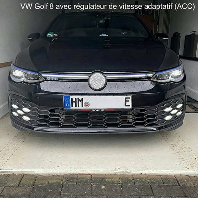 Logo Volkswagen Lumineux Golf SportWagen 2018-2019 LED - vue de face - Becquet Voiture
