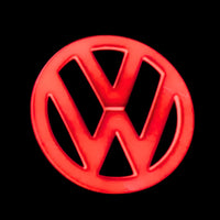 VW Rear LED Logo Golf 5 6 7 Chrome 110mm - side view - Becquet Voiture