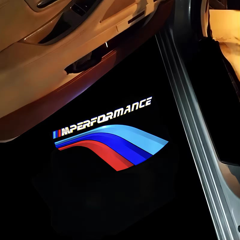 Lumière porte voiture BMW M Performance - vue de face - Becquet Voiture