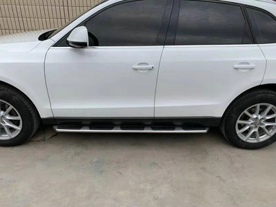 Marchepieds Latéraux Aluminium Audi Q5 2009-2017 - vue de trois-quarts - Becquet Voiture