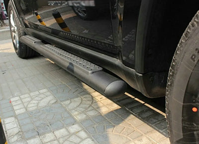 Marchepieds Latéraux Jeep Grand Cherokee 2011-2021 - installé sur véhicule - Becquet Voiture