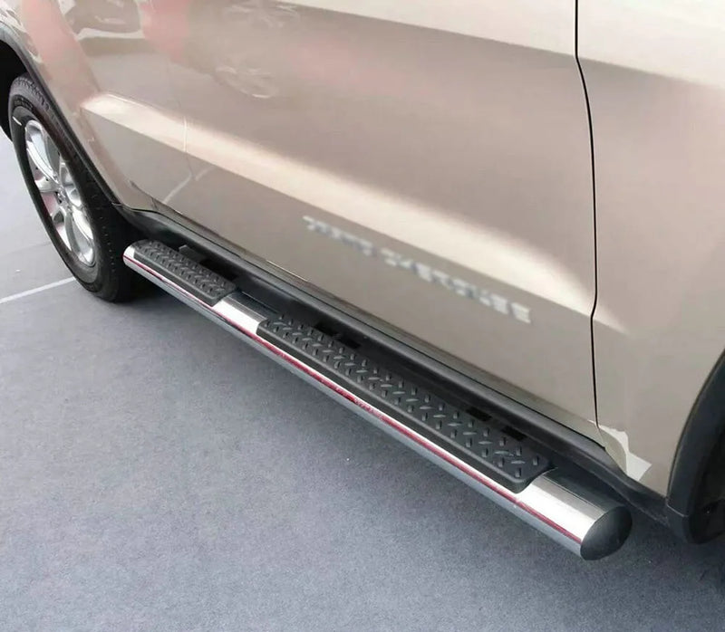 Marchepieds Latéraux Jeep Grand Cherokee WK2 2011-2021 - installé sur véhicule - Becquet Voiture
