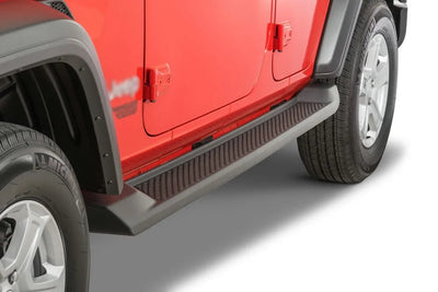 Marchepieds Latéraux Jeep Wrangler JL 2 Portes 2018-2025 - vue de trois-quarts - Becquet Voiture